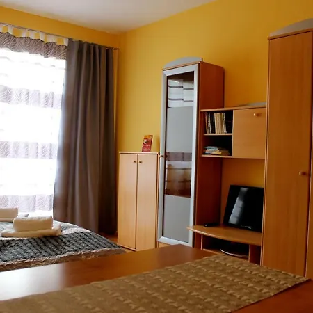 Jasmine Apartment *